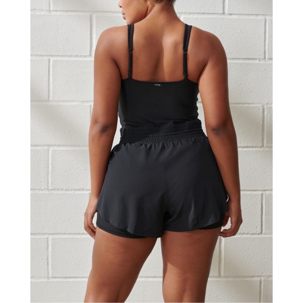 Abercrombie & Fitch YPB SculptLUX Hybrid Flyaway Romper - Picture 3 of 6